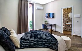Lustru Apartment